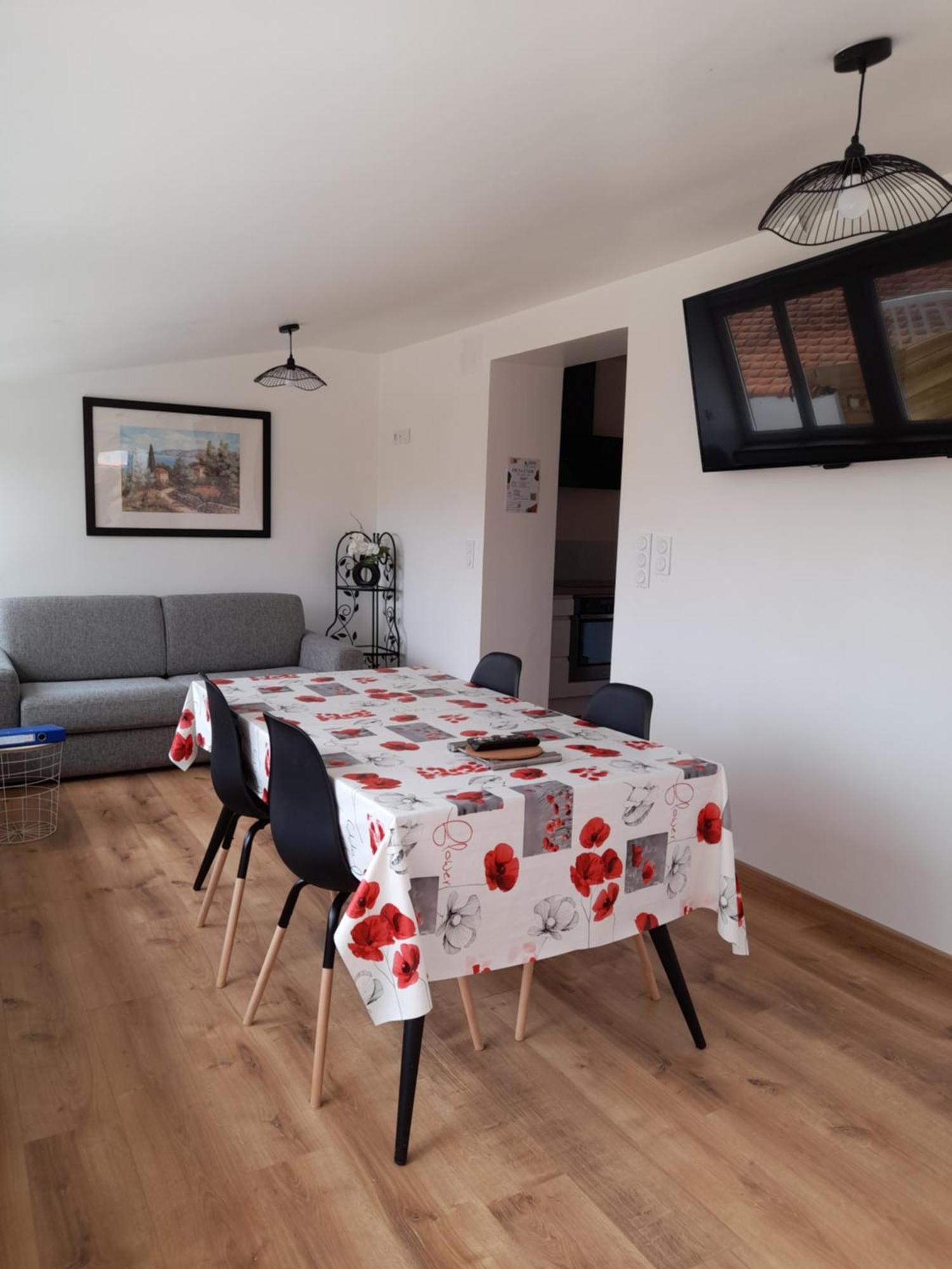 Logement Lumineux Avec Terrasse La Roche-sur-Yon Kültér fotó